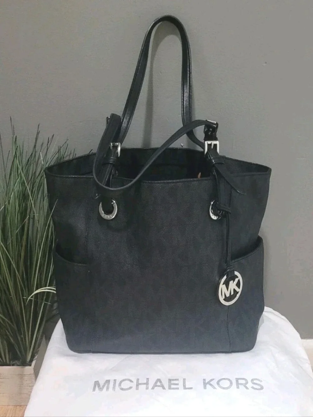 Michael Kors Black & Grey Signature Large Tote Bag 15x11 Free Shipping